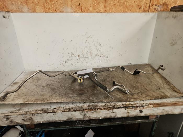 Airco Leiding van een BMW X1 (E84) sDrive 18d 2.0 16V 2015