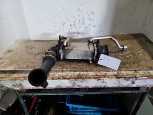 Gebruikte Intercooler Mercedes C (W205) C-200 2.0 CGI 16V Prijs € 50,00 Margeregeling aangeboden door Autodemontage de Zaag