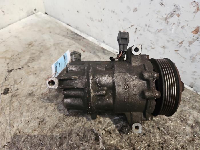 Aircopomp van een Alfa Romeo MiTo (955) 1.6 JTDm 16V 2009