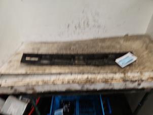 Gebruikte Bumpersteun midden-achter Volkswagen Scirocco (137/13AD) 1.4 TSI 160 16V Prijs € 20,00 Margeregeling aangeboden door Autodemontage de Zaag