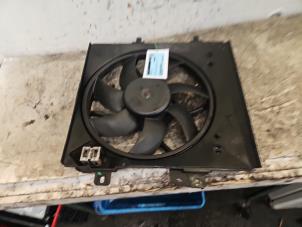 Gebruikte Fan Radiateur Citroen C3 (SC) 1.2 VTi 82 12V Prijs € 35,00 Margeregeling aangeboden door Autodemontage de Zaag