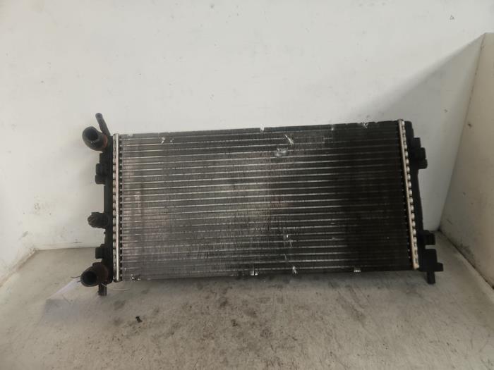 Gebruikte Radiateur Seat Ibiza IV (6J5) 1.2 12V Prijs € 25,00 Margeregeling aangeboden door Autodemontage de Zaag