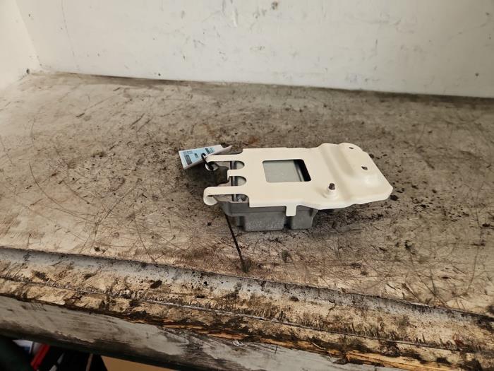 Gebruikte Module Airbag Volvo V40 (MV) 2.0 T2 16V Prijs € 25,00 Margeregeling aangeboden door Autodemontage de Zaag