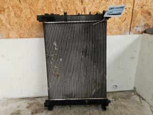 Gebruikte Radiateur Dacia Dokker Express (8S) 1.5 Blue dCi 95 Prijs € 75,00 Margeregeling aangeboden door Autodemontage de Zaag