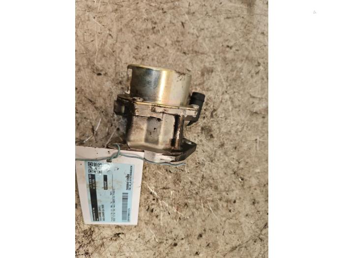 Gebruikte Vacuumpomp (Diesel) Dacia Dokker Express (8S) 1.5 Blue dCi 95 Prijs € 50,00 Margeregeling aangeboden door Autodemontage de Zaag