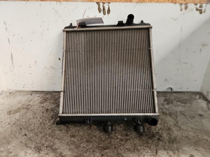 Gebruikte Radiateur Opel Crossland (X) 1.2 12V Prijs € 35,00 Margeregeling aangeboden door Autodemontage de Zaag