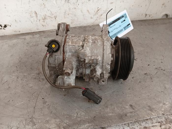 Gebruikte Pomp Airco BMW 1 serie (F20) 114d 1.6 16V Prijs € 99,99 Margeregeling aangeboden door Autodemontage de Zaag