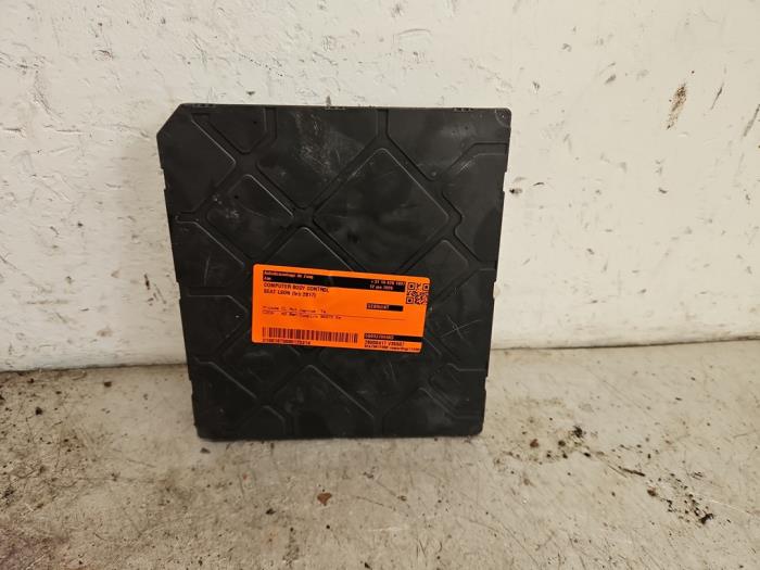 Gebruikte Computer Body Control Seat Leon ST (5FF) 1.4 TSI 16V Prijs € 29,99 Margeregeling aangeboden door Autodemontage de Zaag