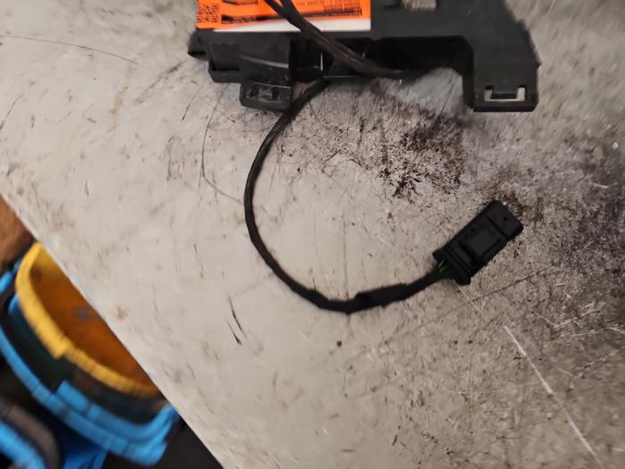 Gebruikte Radar sensor Mercedes A (W176) 1.6 A-160 16V Prijs € 199,99 Margeregeling aangeboden door Autodemontage de Zaag
