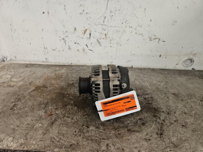 Gebruikte Dynamo Landrover Range Rover III (LM) 3.6 TDV8 32V Prijs € 99,99 Margeregeling aangeboden door Autodemontage de Zaag