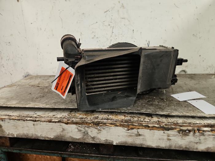 Gebruikte Intercooler Ford Focus 3 1.0 Ti-VCT EcoBoost 12V 125 Prijs € 19,99 Margeregeling aangeboden door Autodemontage de Zaag