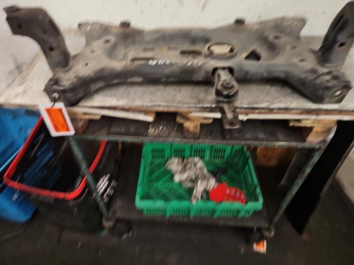 Gebruikte Subframe Volkswagen Golf VIII (CD1) 1.5 TSI BlueMotion 16V Prijs € 75,00 Margeregeling aangeboden door Autodemontage de Zaag