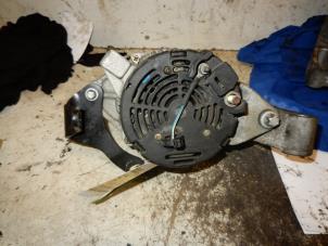 Gebruikte Dynamo Opel Corsa B (73/78/79) 1.4 Joy,Sport,GLS 16V Ecotec Prijs € 20,00 Margeregeling aangeboden door Autodemontage de Zaag