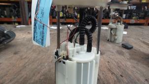 Gebruikte Benzinepomp Fiat Stilo (192A/B) 1.6 16V 3-Drs. Prijs € 10,00 Margeregeling aangeboden door Autodemontage de Zaag