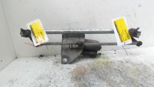 Gebruikte Ruitenwis Mechaniek Opel Corsa B (73/78/79) 1.2i 16V Prijs op aanvraag aangeboden door Autodemontage de Zaag