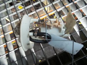 Gebruikte Benzinepomp Renault Twingo (C06) 1.2 SPi Phase I Prijs € 10,00 Margeregeling aangeboden door Autodemontage de Zaag