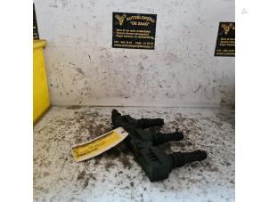 Gebruikte Bobine Opel Corsa B (73/78/79) 1.0i 12V Prijs € 20,00 Margeregeling aangeboden door Autodemontage de Zaag