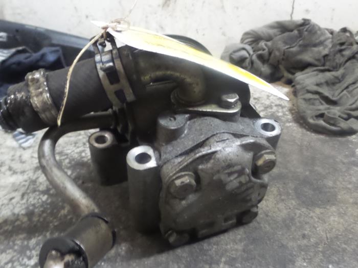Gebruikte Servopomp Ford Fiesta Prijs € 80,00 Margeregeling aangeboden door Autodemontage de Zaag