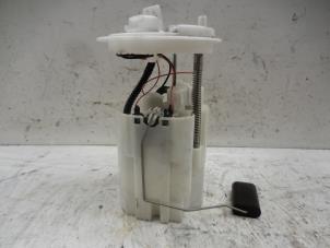 Gebruikte Benzinepomp Opel Corsa Prijs € 10,00 Margeregeling aangeboden door Autodemontage de Zaag