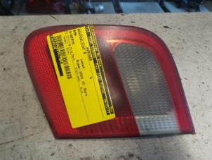 Gebruikte Achterlicht rechts BMW 3 serie (E46/4) 318i 16V Prijs € 20,00 Margeregeling aangeboden door Autodemontage de Zaag