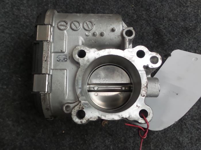 Gebruikte Gasklephuis Ford Fiesta 6 (JA8) 1.4 16V Prijs € 35,00 Margeregeling aangeboden door Autodemontage de Zaag