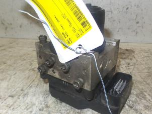 Gebruikte ABS Pomp Kia Rio (DC22/24) 1.3 Prijs € 70,00 Margeregeling aangeboden door Autodemontage de Zaag