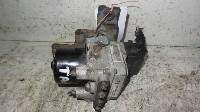 Gebruikte ABS Pomp Chevrolet Tacuma 1.6 16V Prijs € 50,00 Margeregeling aangeboden door Autodemontage de Zaag
