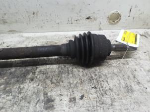 Gebruikte Aandrijfas rechts-voor Citroen C2 (JM) 1.4 Prijs € 35,00 Margeregeling aangeboden door Autodemontage de Zaag