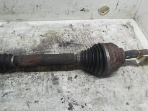 Gebruikte Homokineetas rechts-voor Renault Espace (JK) 3.5 V6 24V Phase II Prijs € 50,00 Margeregeling aangeboden door Autodemontage de Zaag