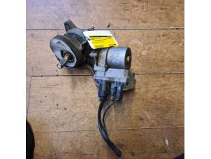 Gebruikte Servopomp Mini Mini (R56) 1.6 16V Cooper Prijs € 200,00 Margeregeling aangeboden door Autodemontage de Zaag