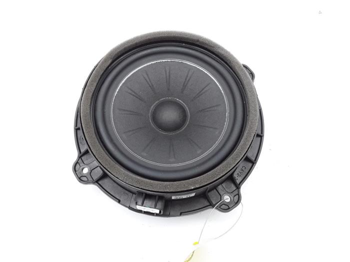 hyundai tucson speakers