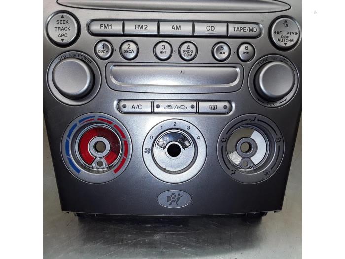  Radio reproductor de CD Mazda 6. |  japonés
