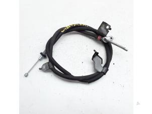 Gebruikte Handrem Kabel Nissan Qashqai (J10) 2.0 16V Prijs € 14,95 Margeregeling aangeboden door Japoto Parts B.V.