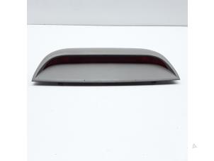 Gebruikte Extra Remlicht midden Chevrolet Evanda 2.0 16V Prijs € 42,00 Margeregeling aangeboden door Japoto Parts B.V.