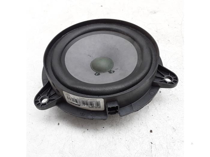 nissan qashqai bose speakers