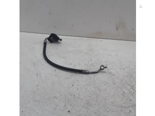 Gebruikte Remslang achter Kia Stonic (YB) 1.0i T-GDi 12V Prijs € 10,45 Margeregeling aangeboden door Japoto Parts B.V.