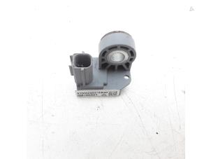Gebruikte Airbag Sensor Isuzu D-Max (TFR/TFS) 2.5 D Twin Turbo Prijs € 15,70 Margeregeling aangeboden door Japoto Parts B.V.