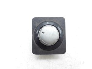 Gebruikte Schakelaar Isuzu D-Max (TFR/TFS) 2.5 D Twin Turbo Prijs € 15,74 Margeregeling aangeboden door Japoto Parts B.V.