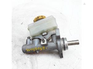 Gebruikte Hoofdremcilinder Subaru Legacy Touring Wagon (BP) Prijs € 40,00 Margeregeling aangeboden door Japoto Parts B.V.