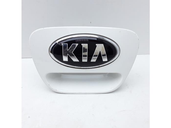 1 Stück Kratzfester ABS-Heckklappen-Entriegelungsknopf 81260-1W220 Ersatz  für Kia Picanto TB 2011-2017, für Kia Rio Mk3 2011-2017 : : Auto &  Motorrad