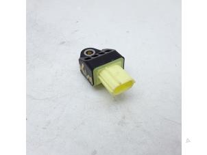 Gebruikte Airbag Sensor Toyota RAV4 (A3) 2.2 D-CAT 16V 4x4 Prijs € 20,95 Margeregeling aangeboden door Japoto Parts B.V.