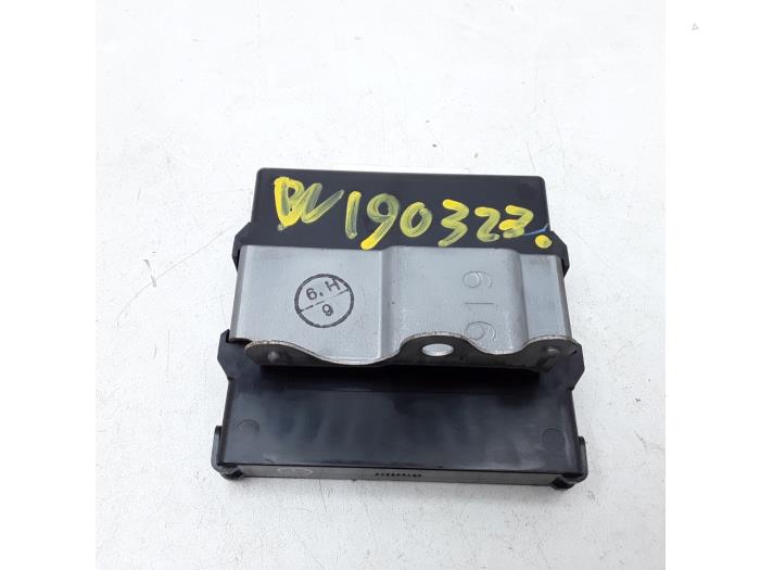 Computer esp van een Toyota RAV4 (A3) 2.2 D-CAT 16V 4x4 2006