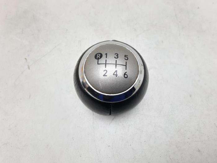 Toyota verso shop gear knob