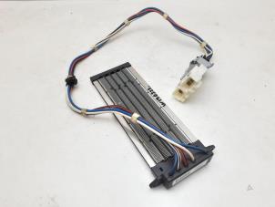 Gebruikte Element Kachelverwarming Toyota RAV4 (A3) 2.2 D-CAT 16V 4x4 Prijs € 31,45 Margeregeling aangeboden door Japoto Parts B.V.