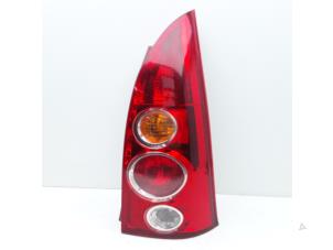 Gebruikte Achterlicht rechts Mazda Premacy 1.8 16V Prijs € 39,95 Margeregeling aangeboden door Japoto Parts B.V.