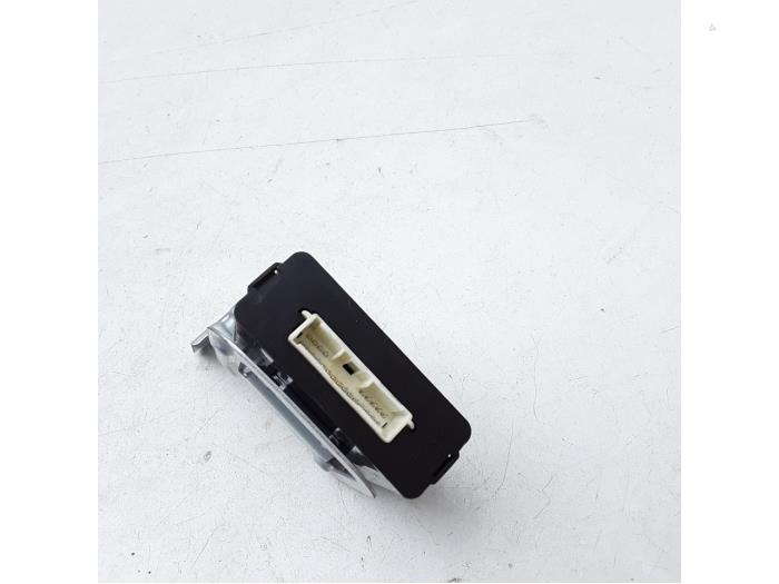 Computer Diversen van een Mazda CX-3 (DJ/DK) 2.0 SkyActiv-G 120 2016