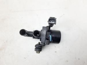 Gebruikte Waterpomp Toyota Yaris II (P9) 1.3 16V VVT-i Prijs € 26,20 Margeregeling aangeboden door Japoto Parts B.V.