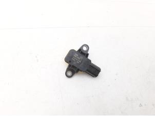 Gebruikte Airbag Sensor Toyota Yaris III (P13) 1.0 12V VVT-i Prijs € 20,95 Margeregeling aangeboden door Japoto Parts B.V.
