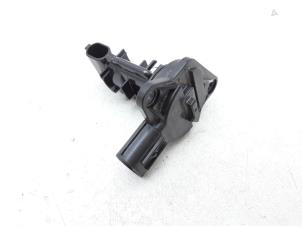 Gebruikte Luchthoeveelheidsmeter Toyota RAV4 (A5) 2.5 Hybrid 16V Prijs € 36,70 Margeregeling aangeboden door Japoto Parts B.V.