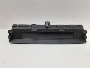 Gebruikte Display Interieur Mazda 6 SportBreak (GH19/GHA9) 1.8i 16V Prijs € 20,95 Margeregeling aangeboden door Japoto Parts B.V.